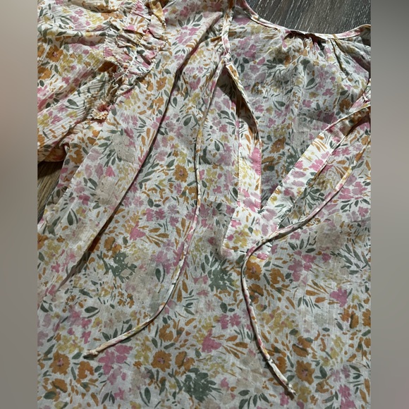 Olivaceous Steal My Heart Top - Picture 7 of 10